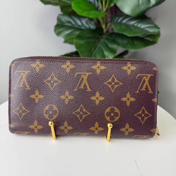 💎✨LIMITED EDITION Louis Vuitton Monogram Canvas Long Wallet Fuchsia - Picture 3 of 6